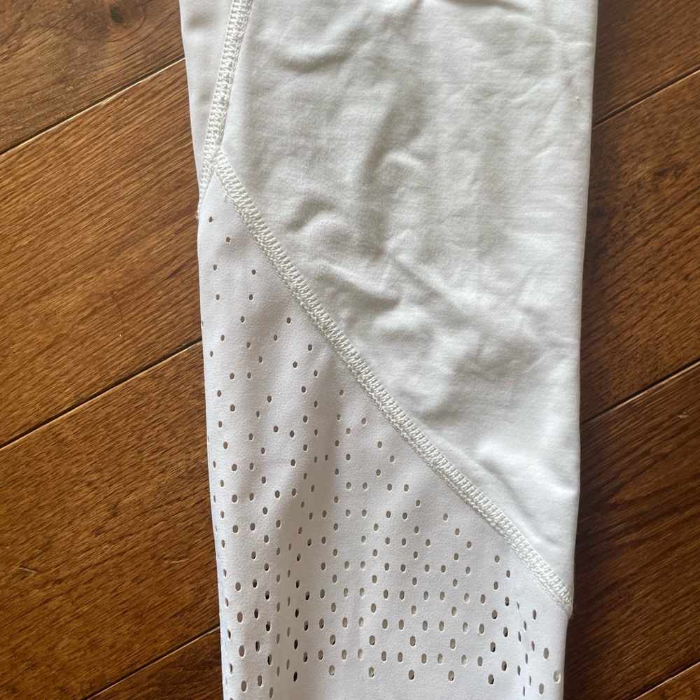 Lululemon Capris - Picture 5 of 8